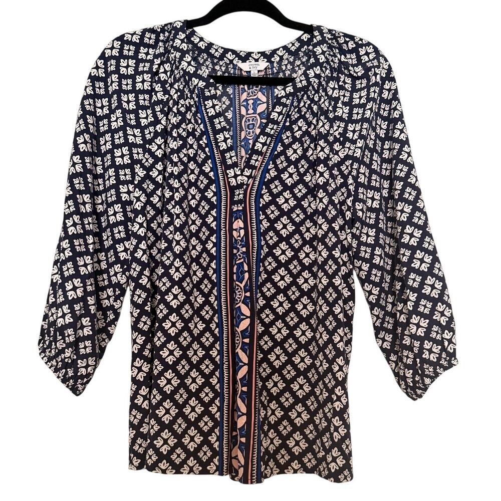 Crown & Ivy Women’s Large Navy Floral Boho Peasant Blouse 3/4 Sleeve Rayon